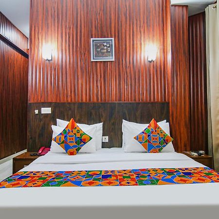Fabhotel Prime The Rivlet Mg Road Gurgáon Kültér fotó