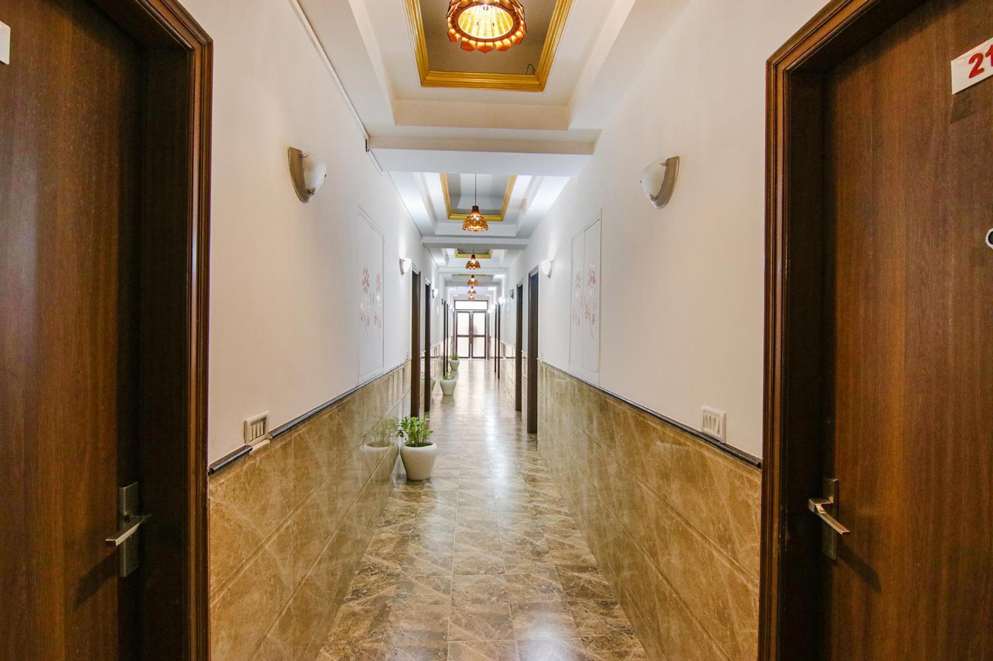 Fabhotel Prime The Rivlet Mg Road Gurgáon Kültér fotó