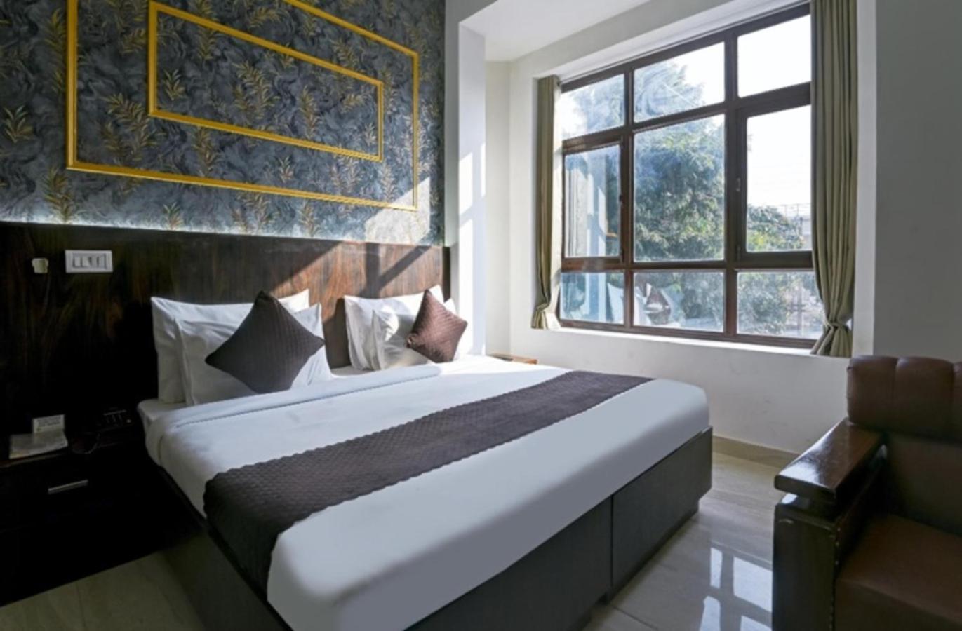 Fabhotel Prime The Rivlet Mg Road Gurgáon Kültér fotó